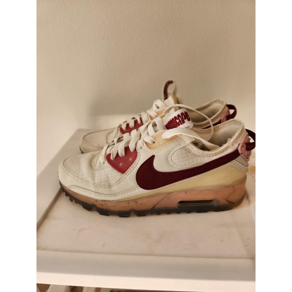 Nike Air Max Terrascape 90 White Pomegranate Sneakers Womens Size 6.5 DC9450-100